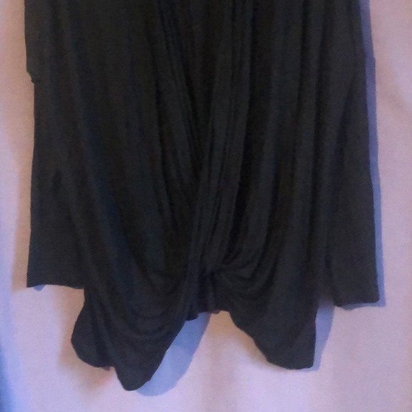 Cabi top - Picture 2 of 6